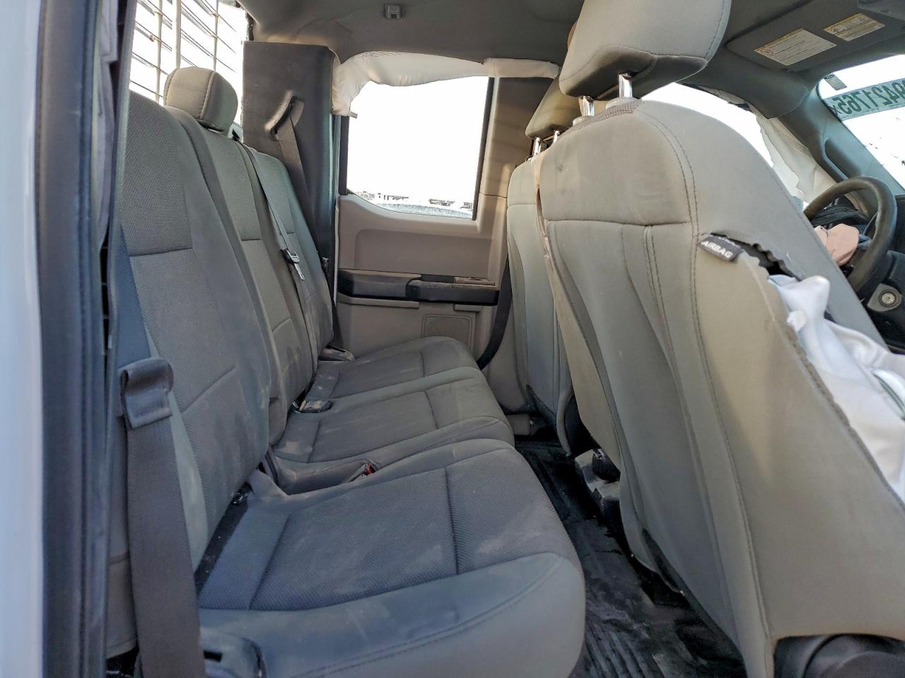 Ford F-250 Super Duty Image 10