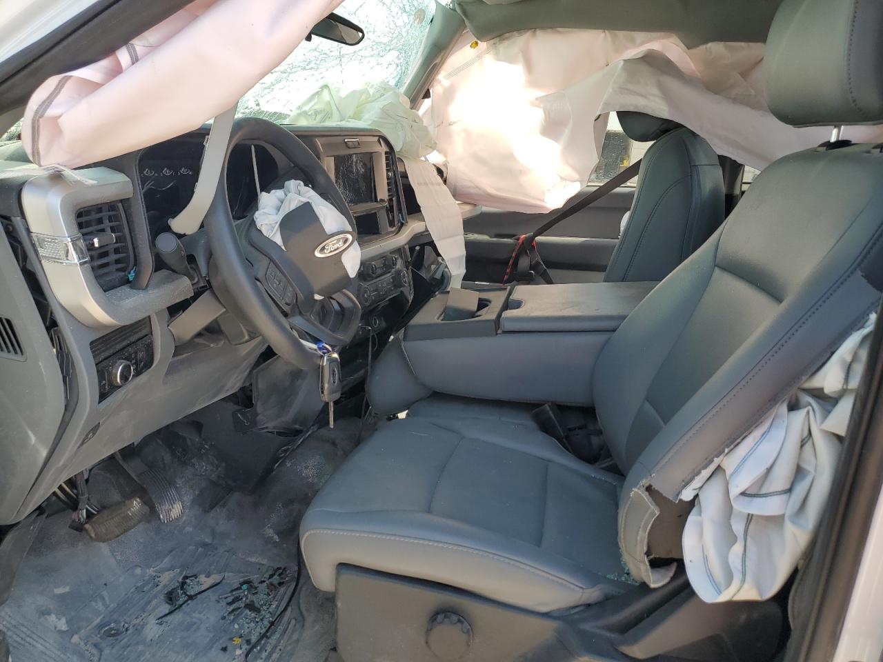 Ford F-250 Super Duty Image 2