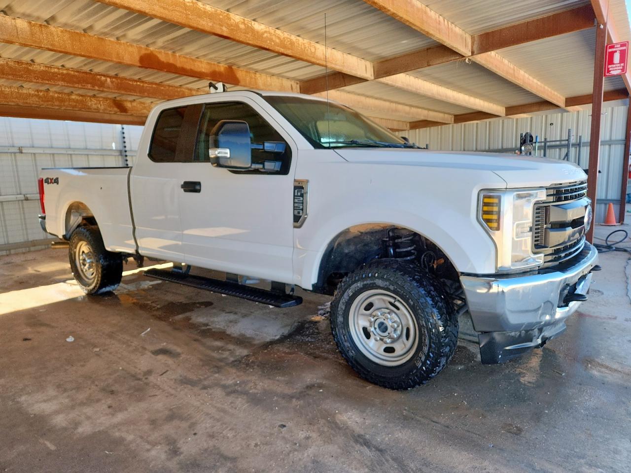 Ford F-250 Super Duty Image 5