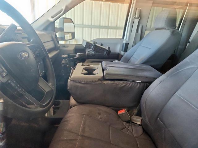 Ford F-250 Super Duty Image 6