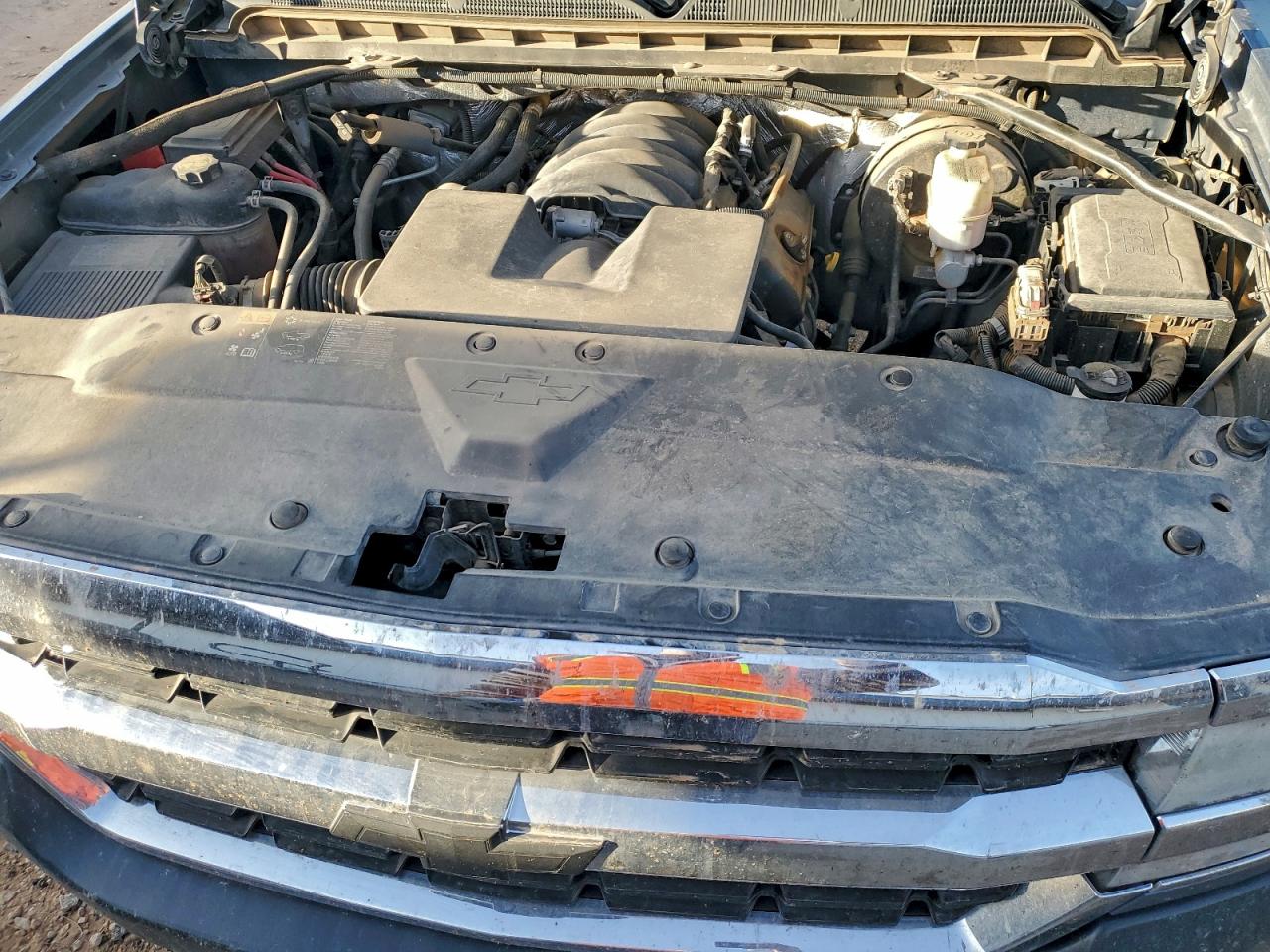 Chevrolet Silverado C1500 Image 3