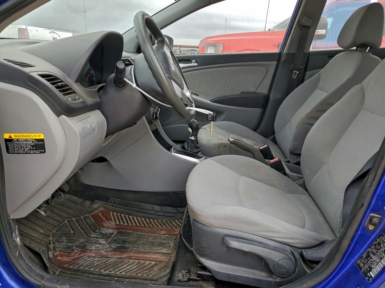 Hyundai ACCENT Gls Image 6