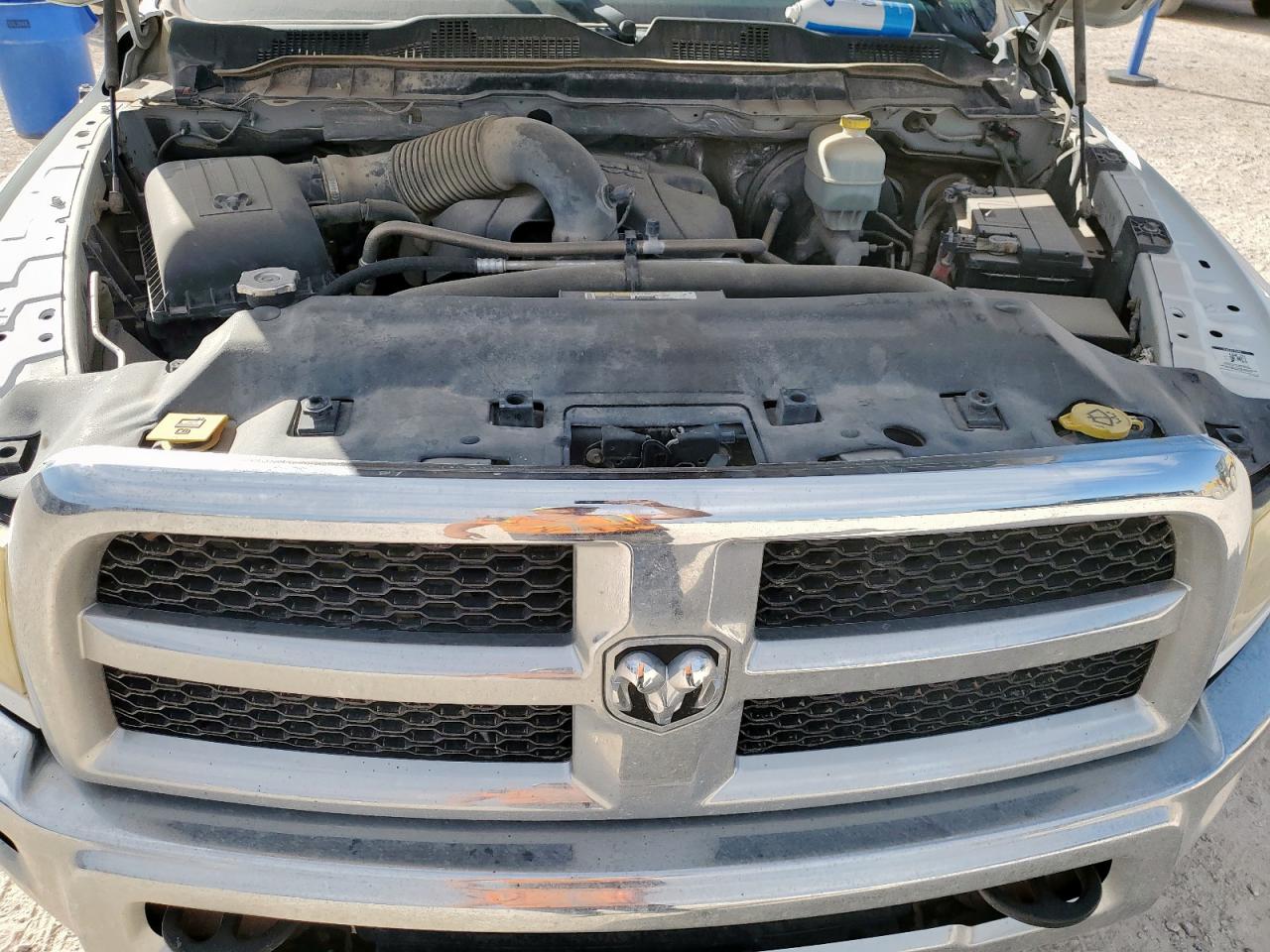 Ram 2500 St Image 12