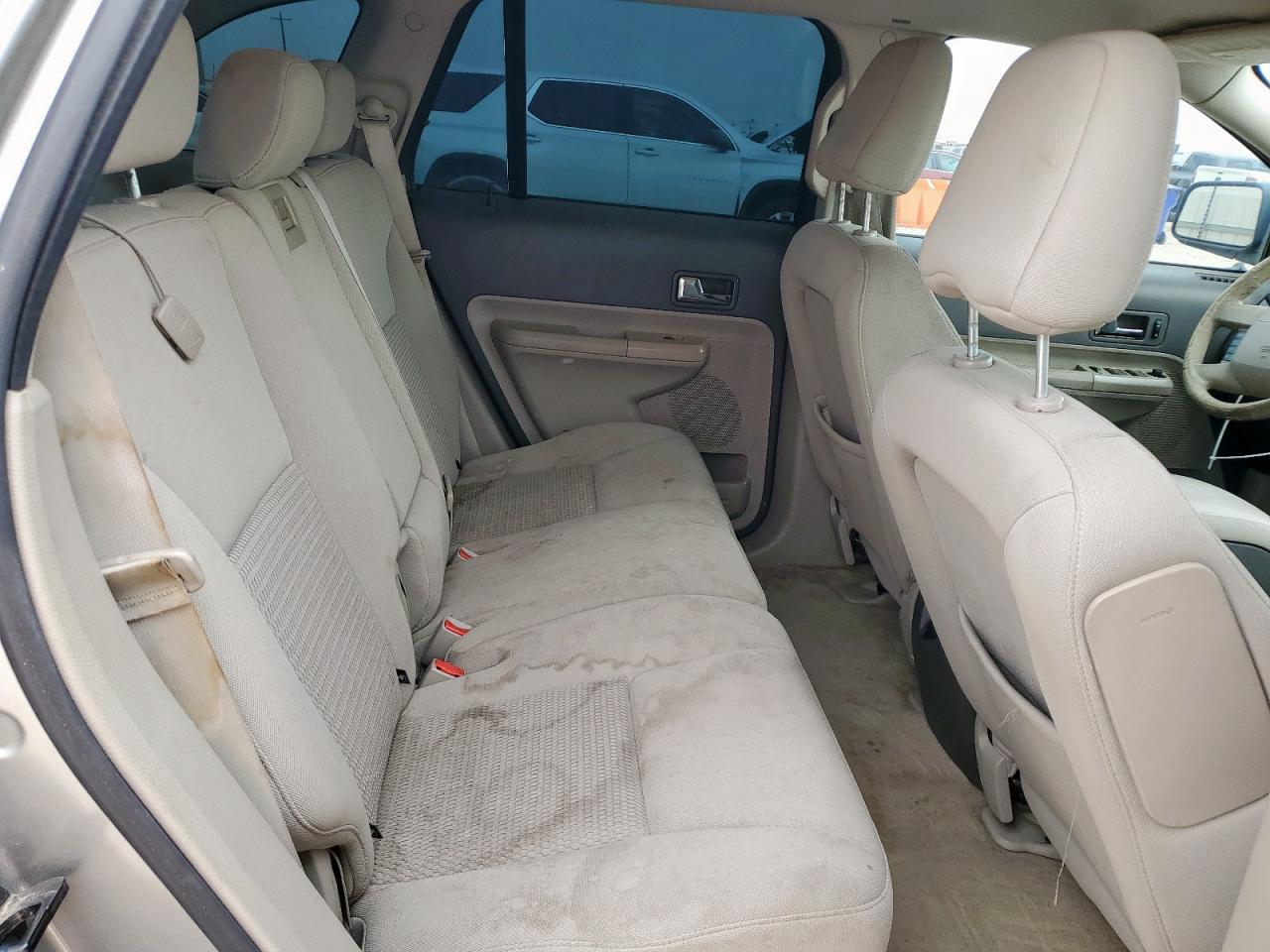 Ford Edge Se Image 13