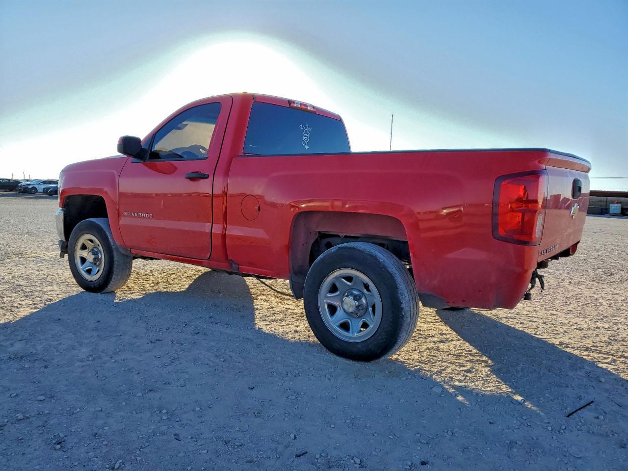 Chevrolet Silverado C1500 Image 2