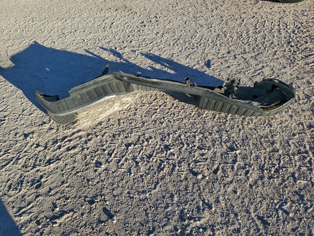 Chevrolet Silverado C1500 Image 8