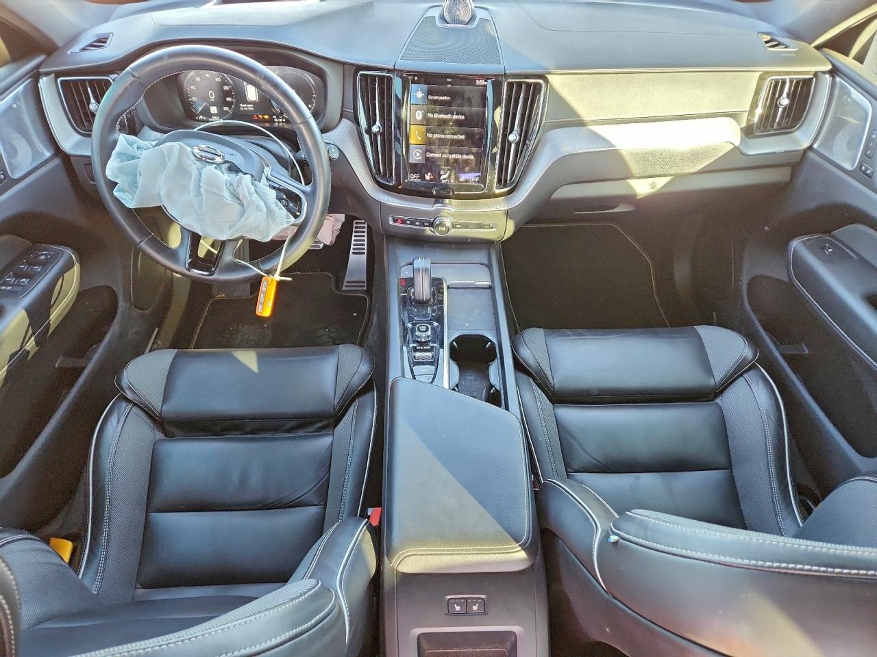 Volvo XC60 T8 Polestar Engineered Image 4