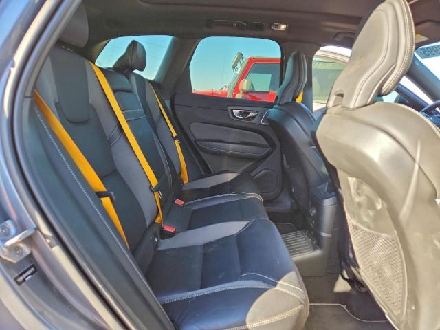 Volvo XC60 T8 Polestar Engineered Image 11