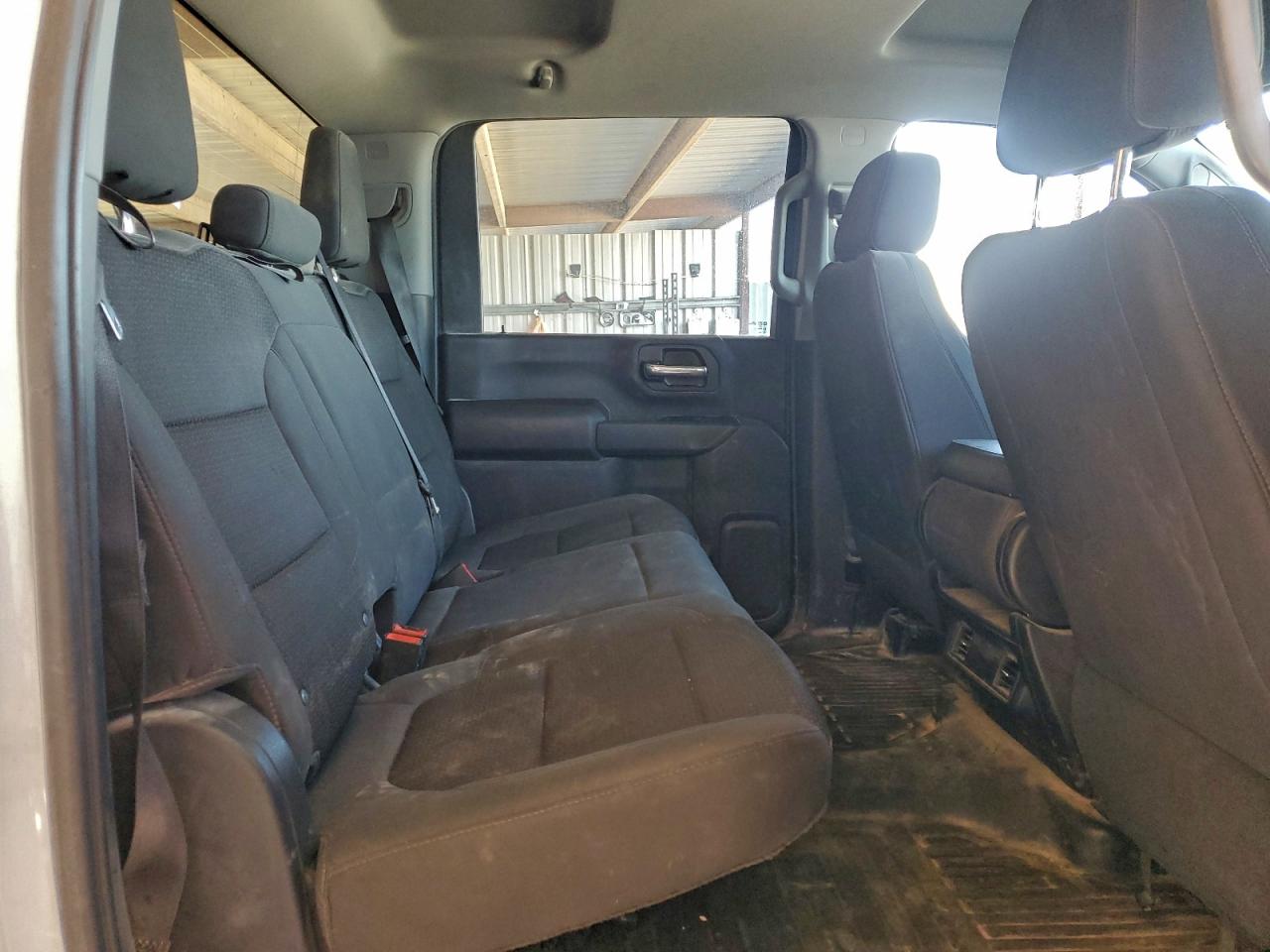 GMC Sierra K2500 Heavy Duty Image 12