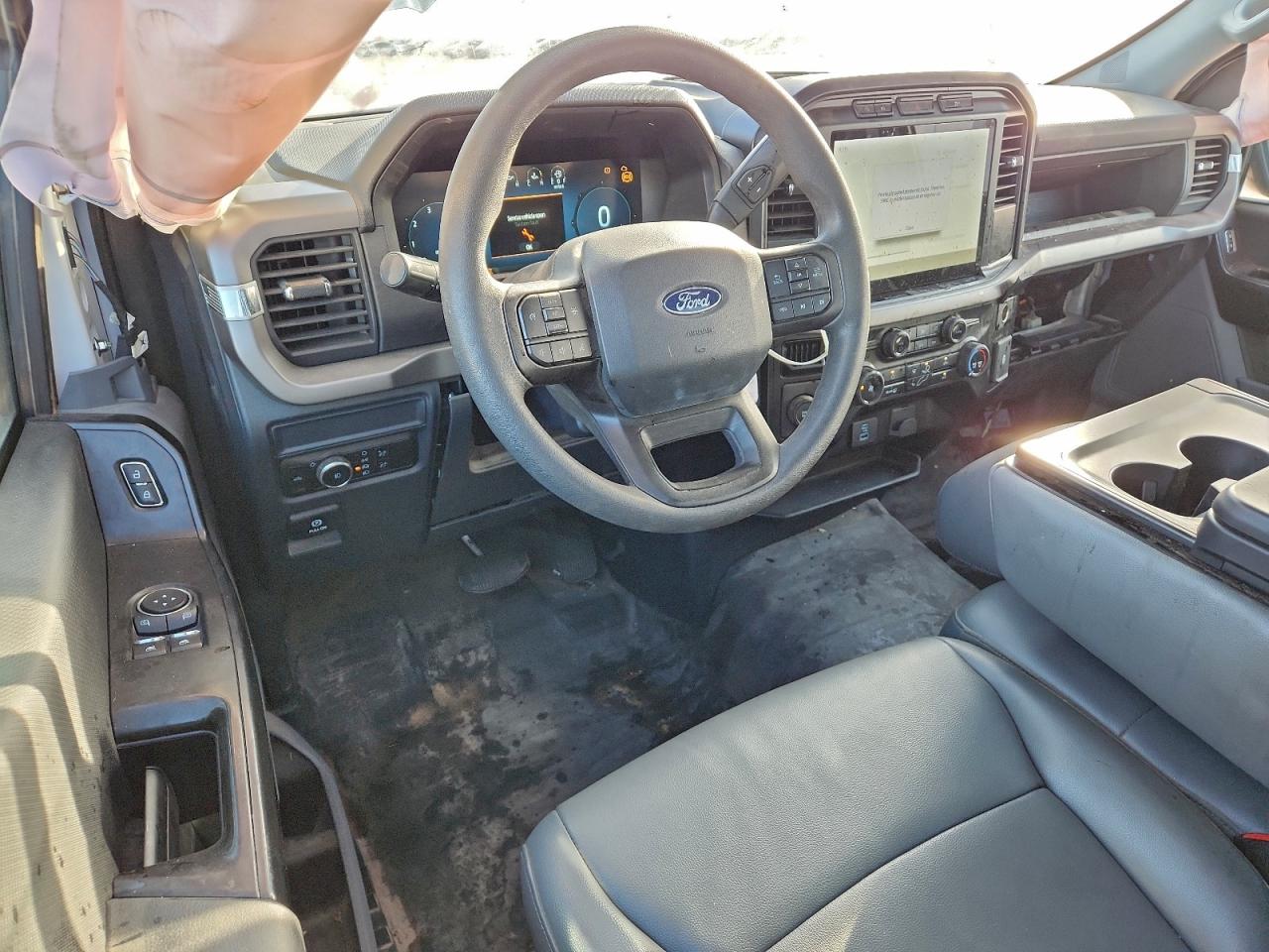 Ford F-150 Xl Image 4