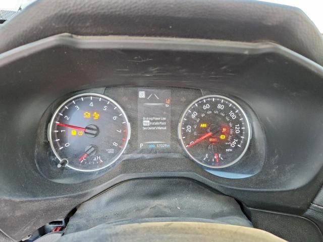 Toyota RAV4 Le Image 7