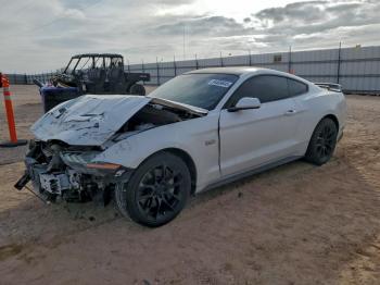  Salvage Ford Mustang