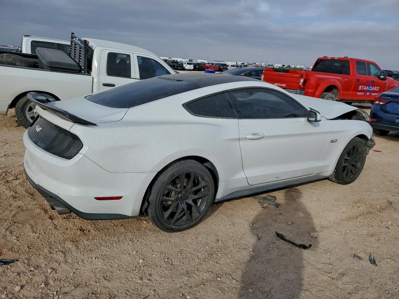 Ford Mustang Gt Image 5