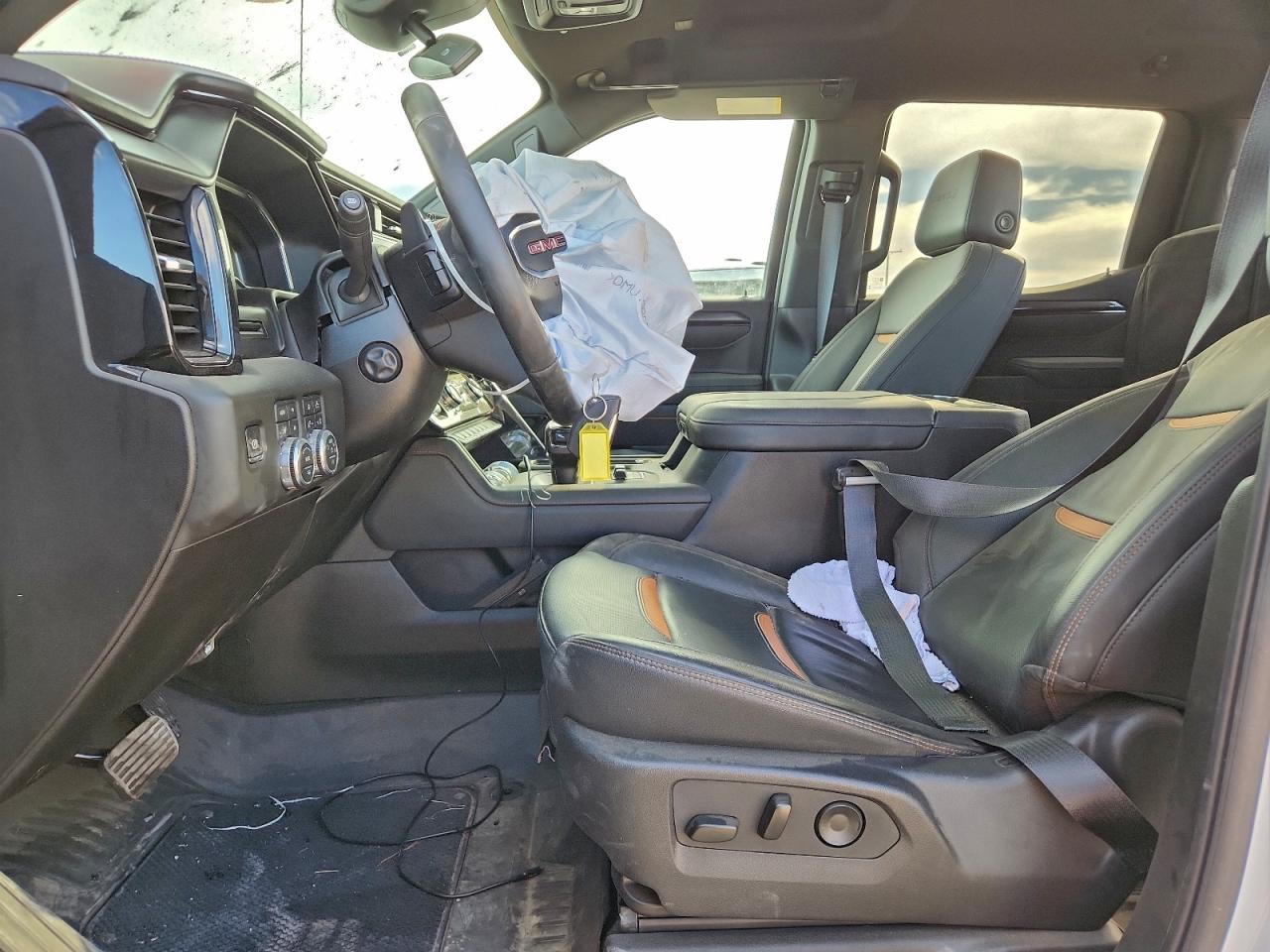 GMC Sierra K1500 At4 Image 5