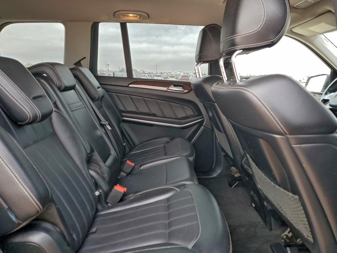 Mercedes-Benz G-Class 450 4matic Image 9